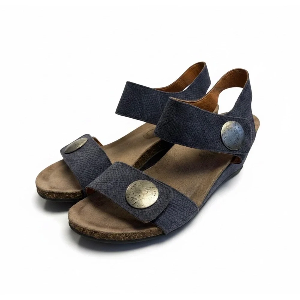 Taos Carousel 2 Gray Suede Wedge Sandals Adjustable Straps Women 41 9.5-10